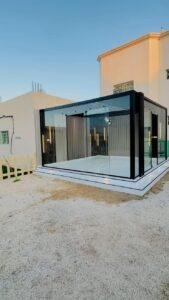 بناء وتركيب غرف زجاجية